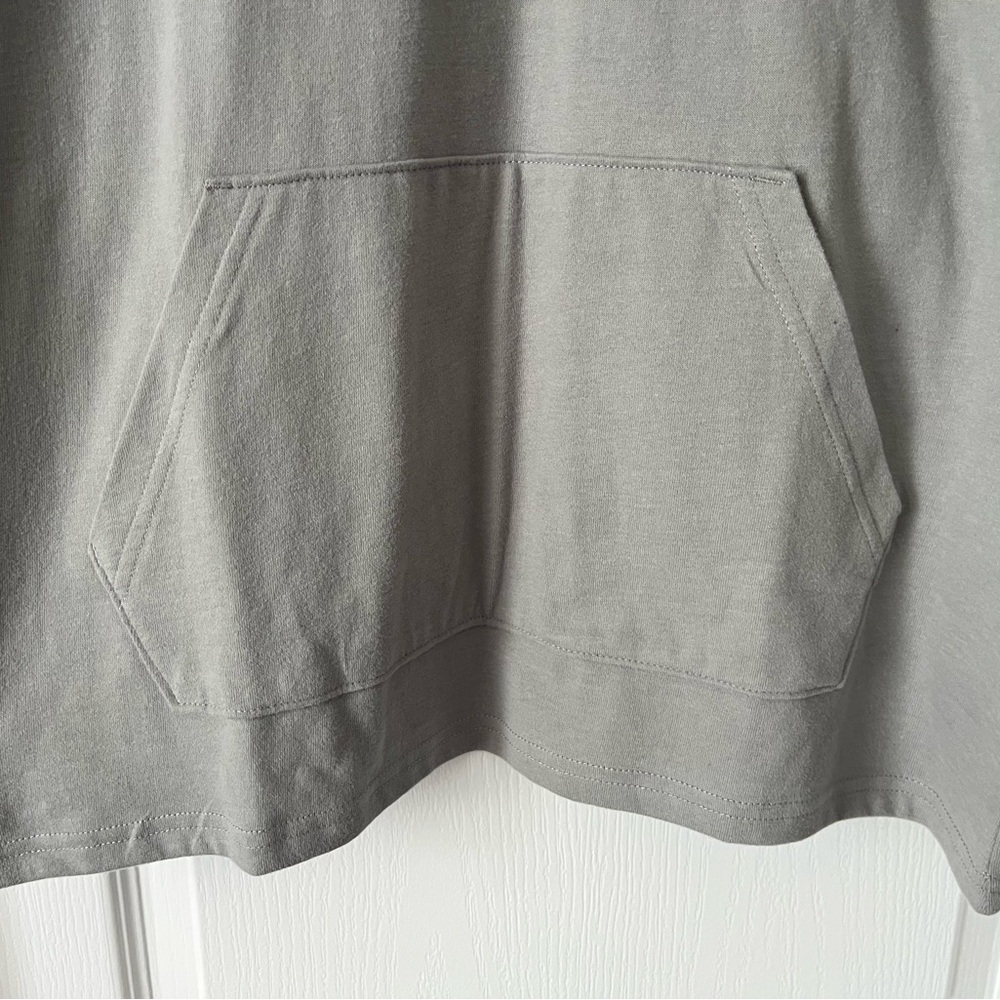 NWT CHAMPION Lightweight Hooded Top Grey | Small | - Picture 3 of 8